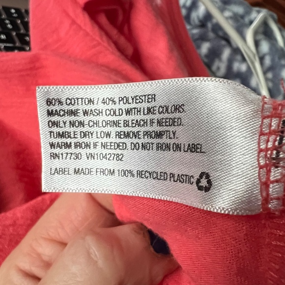 🔥2/$10 |•MERONA•| Pretty Coral Top Size Medium - Picture 4 of 7